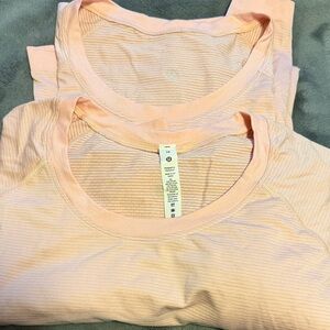 Lululemon Athletica Light Pink Long Sleeve Tees, size 18